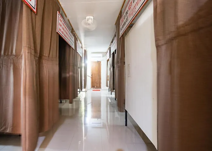 Reddoorz Hostel Near Sanur Beach Harbour ホステル バリ島