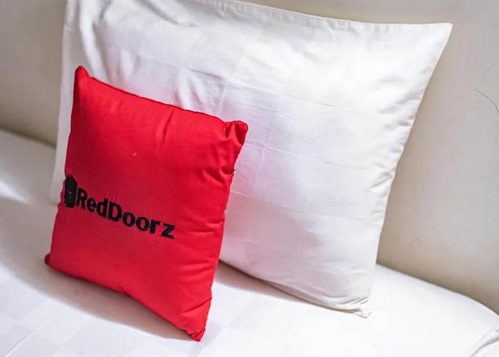 Reddoorz Hostel Near Sanur Beach Harbour ホステル