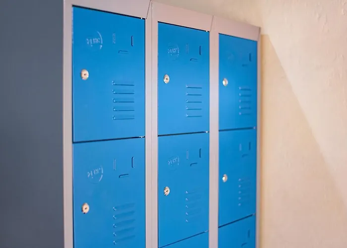 Reddoorz Hostel Near Sanur Beach Harbour ホステル