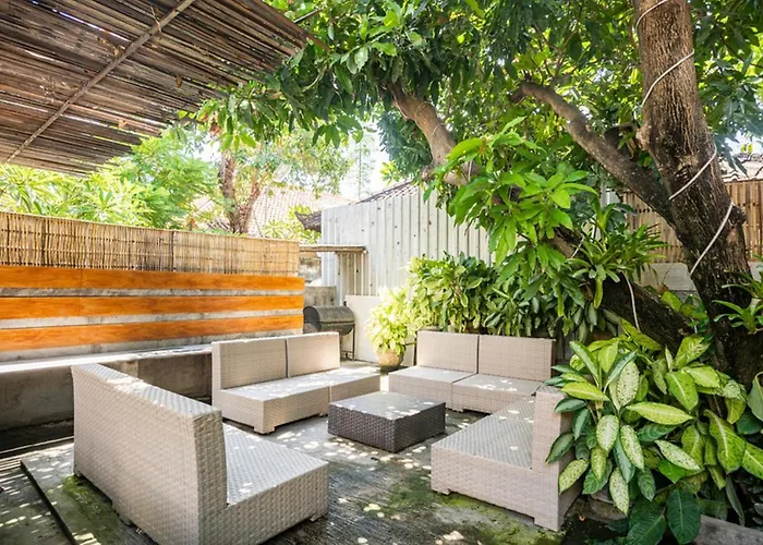 ホステル Reddoorz Hostel Near Sanur Beach Harbour